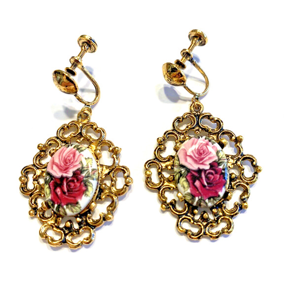 Vintage Screwback Earrings Ornate Goldtone Dangle Painted Porcelain Rose Centers - Picture 1 of 7